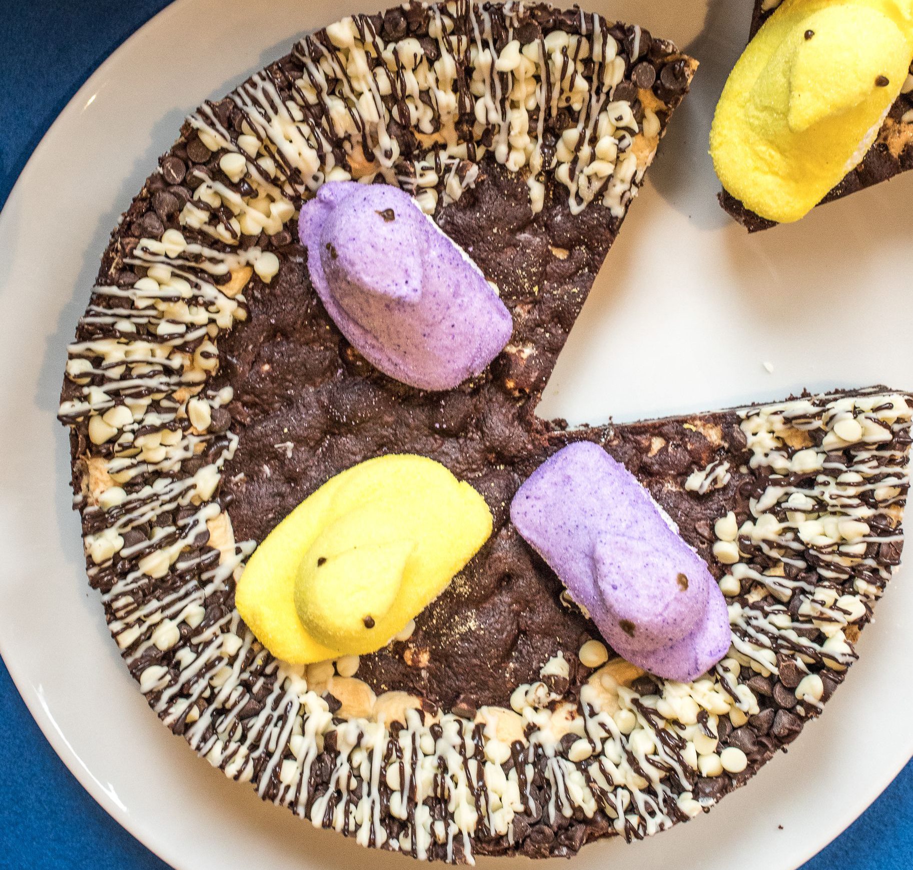 PEEPS® Marshmallow Cookie Pie