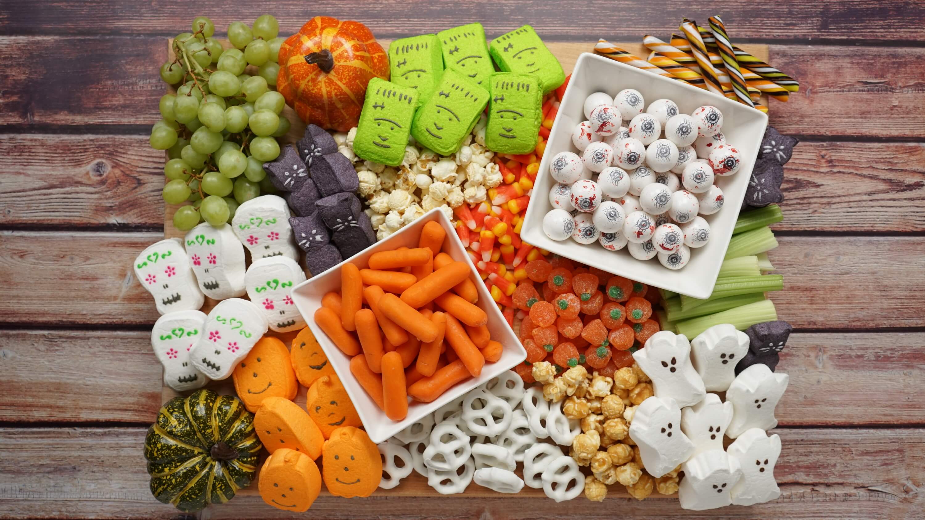 PEEPS<sup>®</sup> Halloween Snack Board