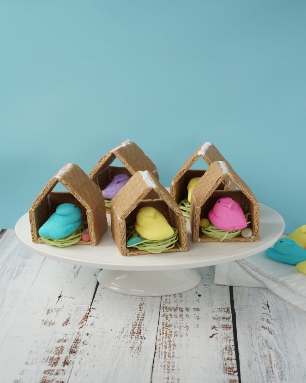 PEEPS® Chick House